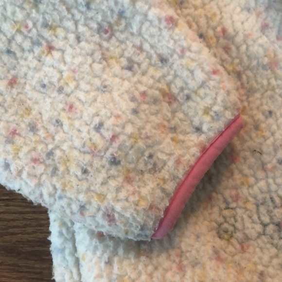 Girls Old Navy Full Zip Fleece. - Picture 4 of 4